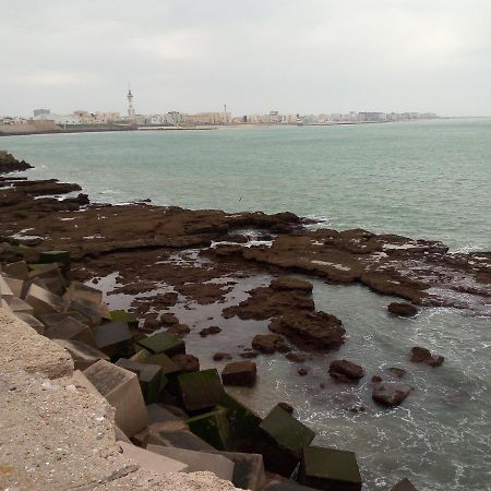 Apartamento Fenicia con aparcamiento incluido Vistas al mar Cádiz Exterior foto