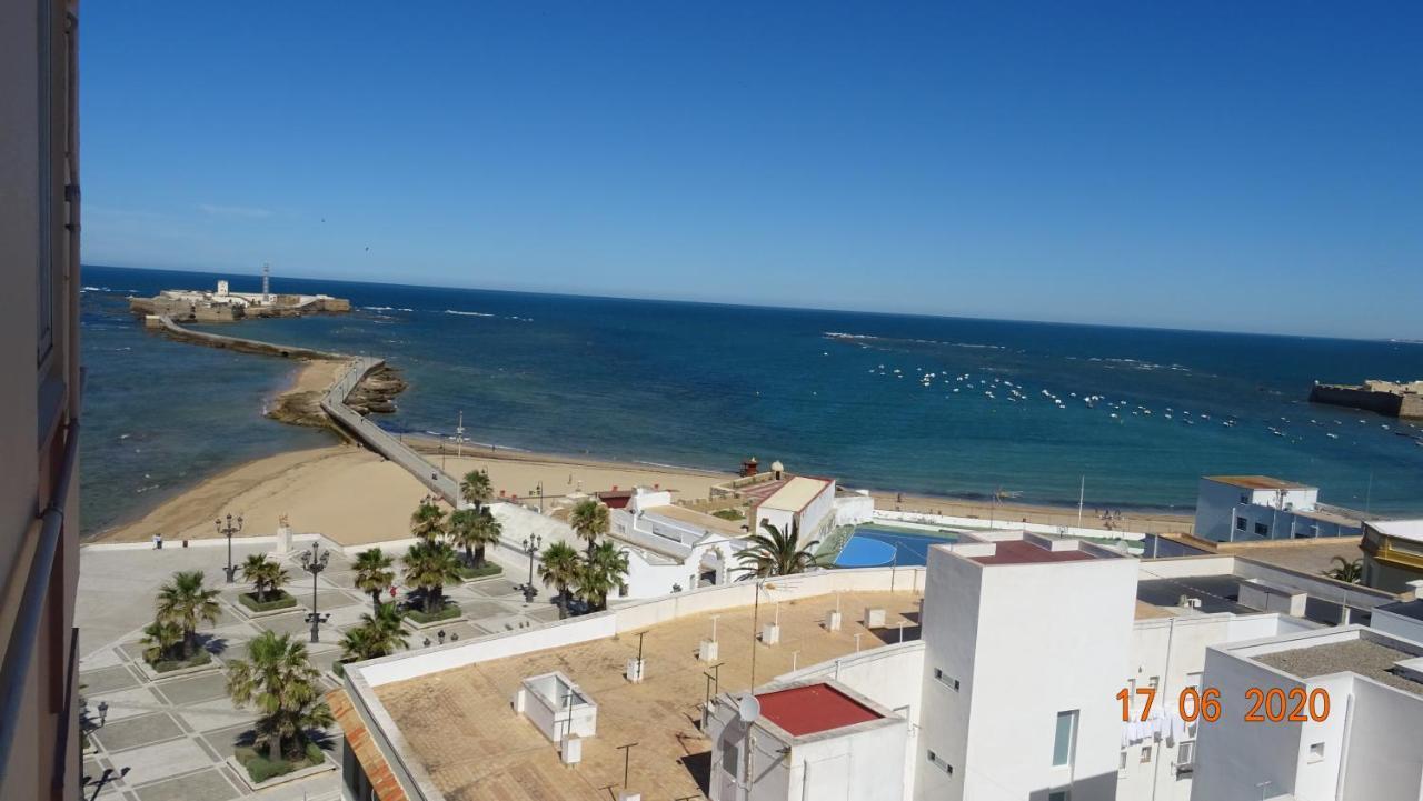 Apartamento Fenicia con aparcamiento incluido Vistas al mar Cádiz Exterior foto