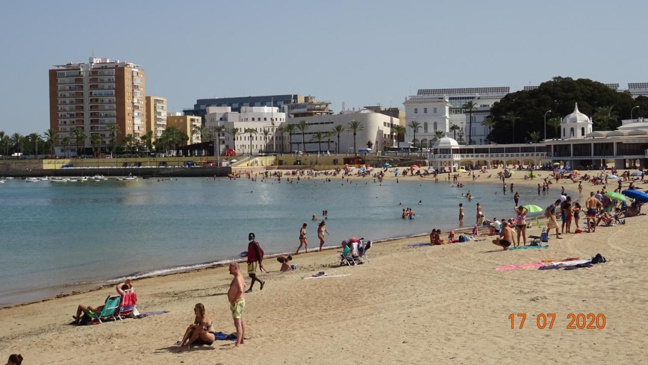 Apartamento Fenicia con aparcamiento incluido Vistas al mar Cádiz Exterior foto