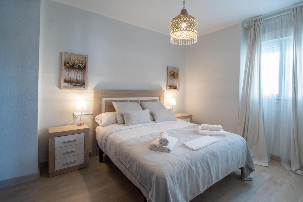 Apartamento Fenicia con aparcamiento incluido Vistas al mar Cádiz Exterior foto