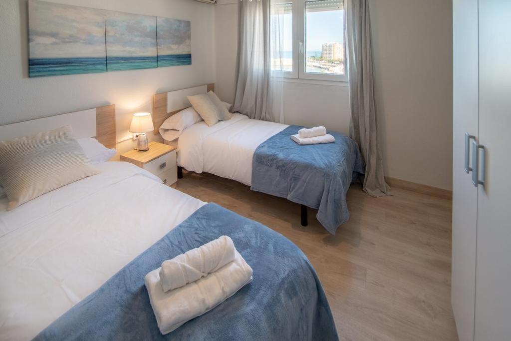 Apartamento Fenicia con aparcamiento incluido Vistas al mar Cádiz Exterior foto