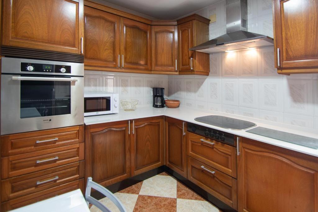 Apartamento Fenicia con aparcamiento incluido Vistas al mar Cádiz Exterior foto