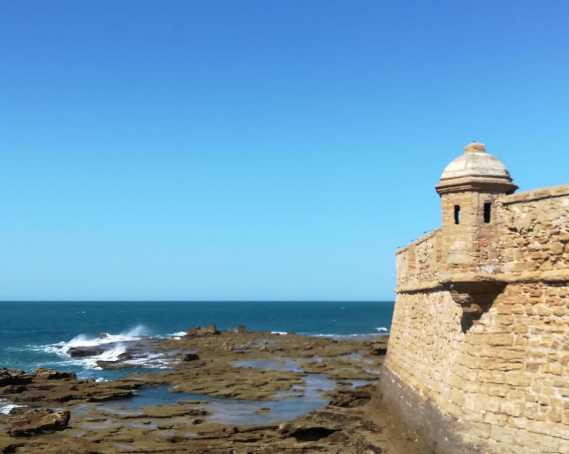 Apartamento Fenicia con aparcamiento incluido Vistas al mar Cádiz Exterior foto