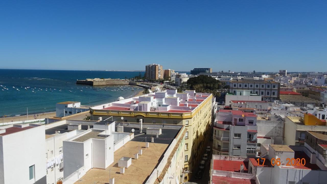 Apartamento Fenicia con aparcamiento incluido Vistas al mar Cádiz Exterior foto